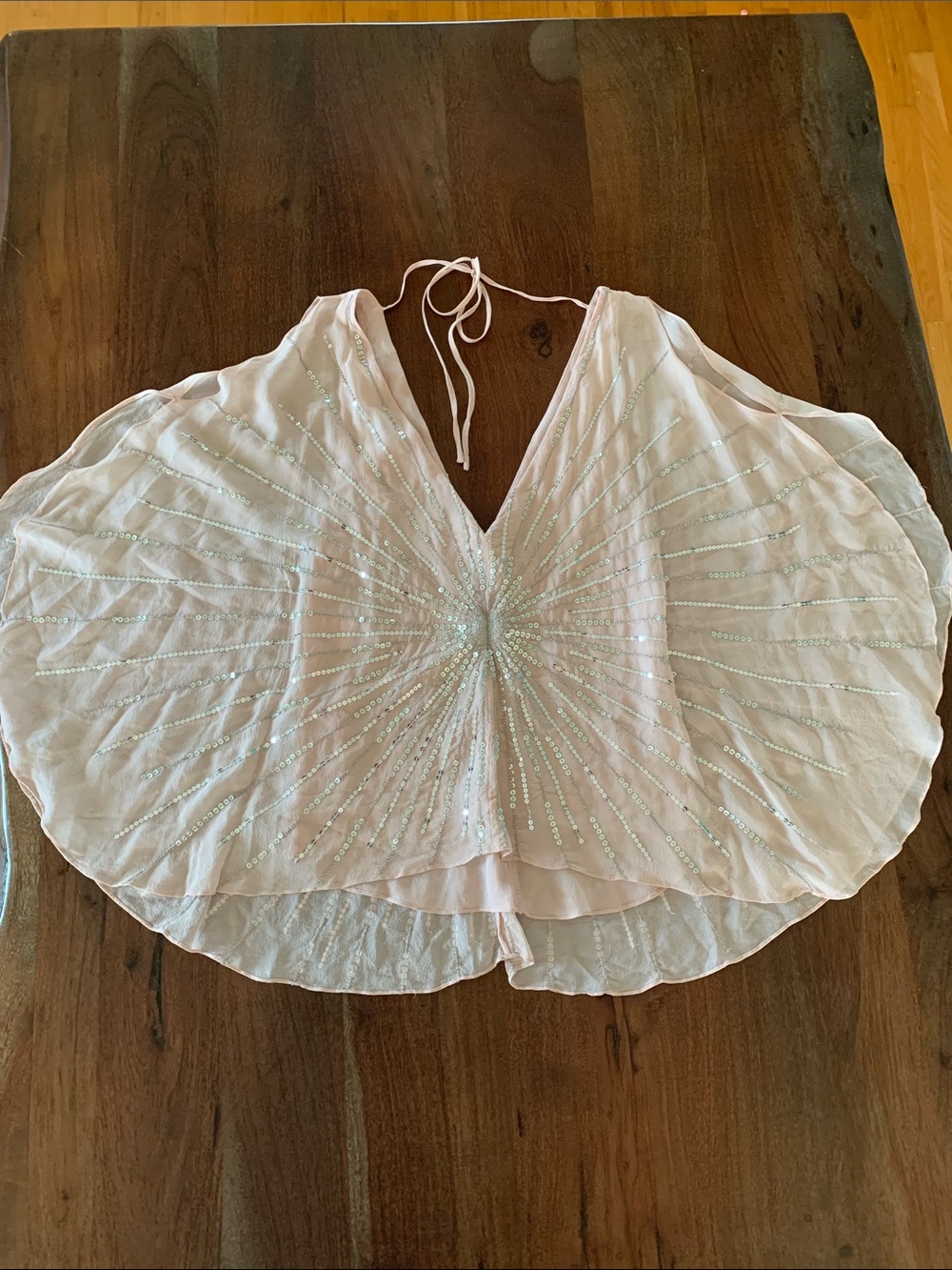 BCBGMAXAZRIA Pale Pink 100% Silk Sequin Sunburst Butterfly Blouse, Sz XS-S - Picture 5 of 7